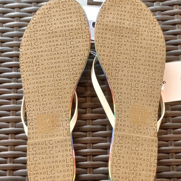 SIZE 9 PRIDE SANDALS RAINBOW FLIP FLOPS WHITE STRAPS FLAT SLIP ON SANDALS STRIPE - Picture 6 of 8